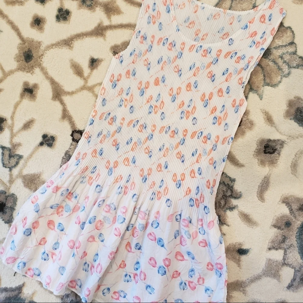Vintage Floral Plisee Blouse - Picture 11 of 11